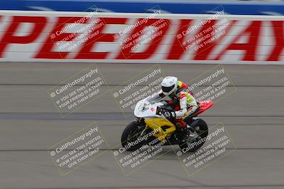 media/Oct-15-2022-Fastrack Riders (Sat) [[9a18b22502]]/Level4/Start Finish 900am/